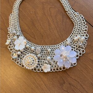 Joan Rivers - GORGEOUS Silver and White Floral Necklace!